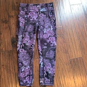 Lululemon crop pants